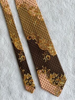 Enrico Capucci	 Vintage Designer Paisley Art Deco 100% Silk Tie Wide 57.5 x 4